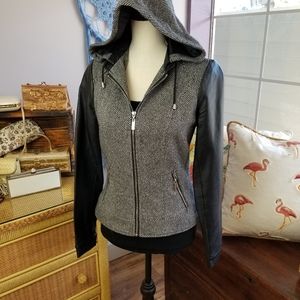 Hooded jacket